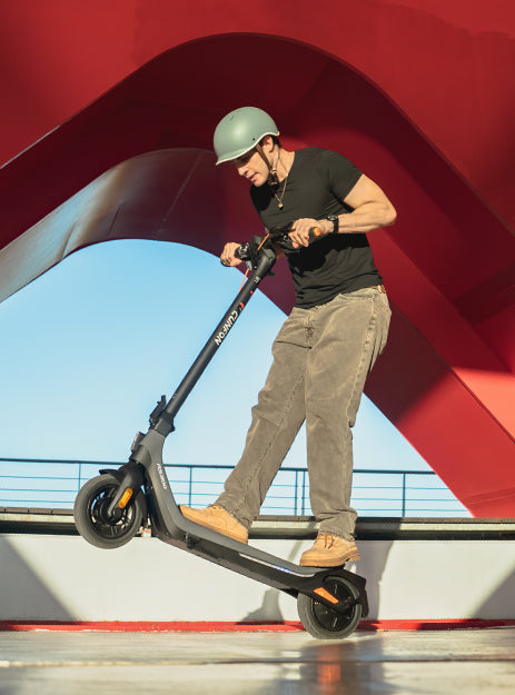 CUNFON RS300 650W Electric Scooter