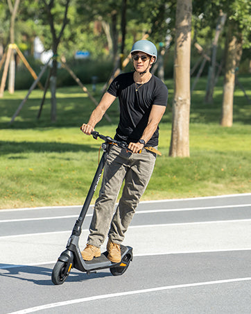 CUNFON RS300 650W Electric Scooter