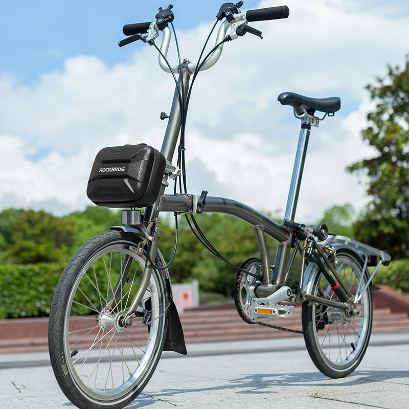 Waterdichte, moeilijk te verkopen fietstas vooraan